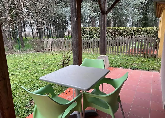 Les Bords De L'aveyron شقة فندقية 4*