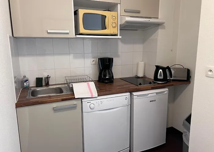 Les Bords De L'aveyron شقة فندقية