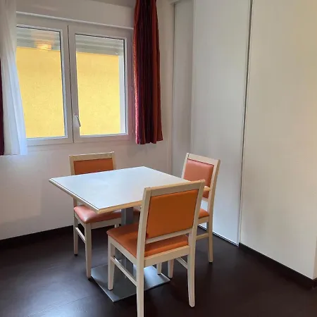 Aparthotel Les Bords De L'aveyron 4*